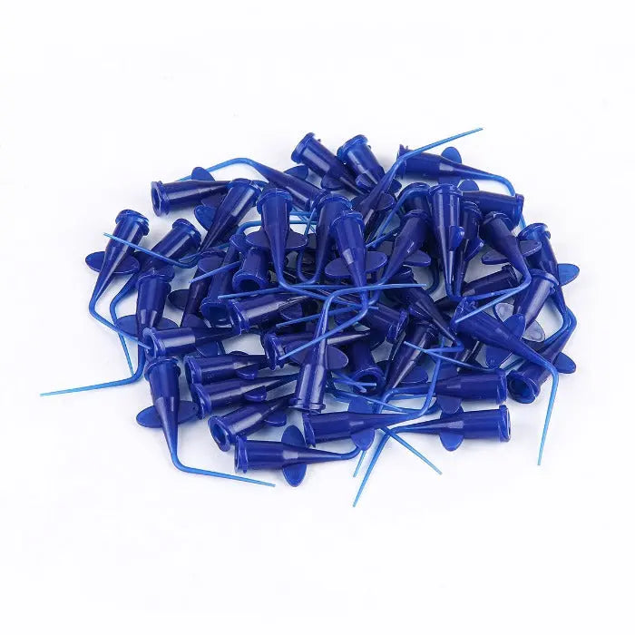 Dental Disposable Syringe Tip Endo Irrigation 2 Colors 50pcs/Pack: Collection of blue plastic dental syringe tips for root canal therapy and medicine refill, featuring small diameter and flexible design for patient comfort and dentist maneuverability.